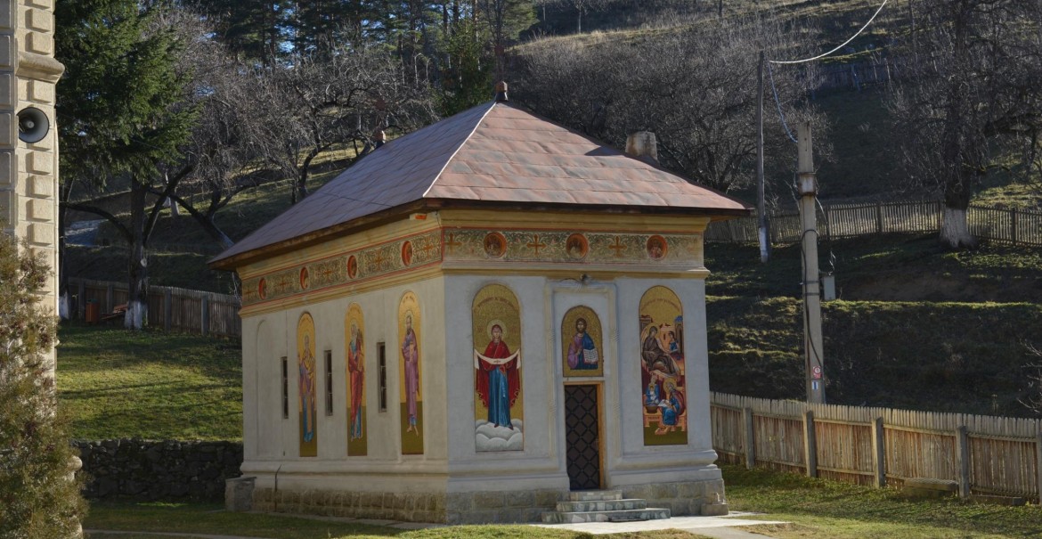 Mănăstirea Stânișoara - Paraclisul
