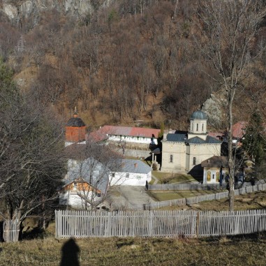 Mănăstirea Stânișoara
